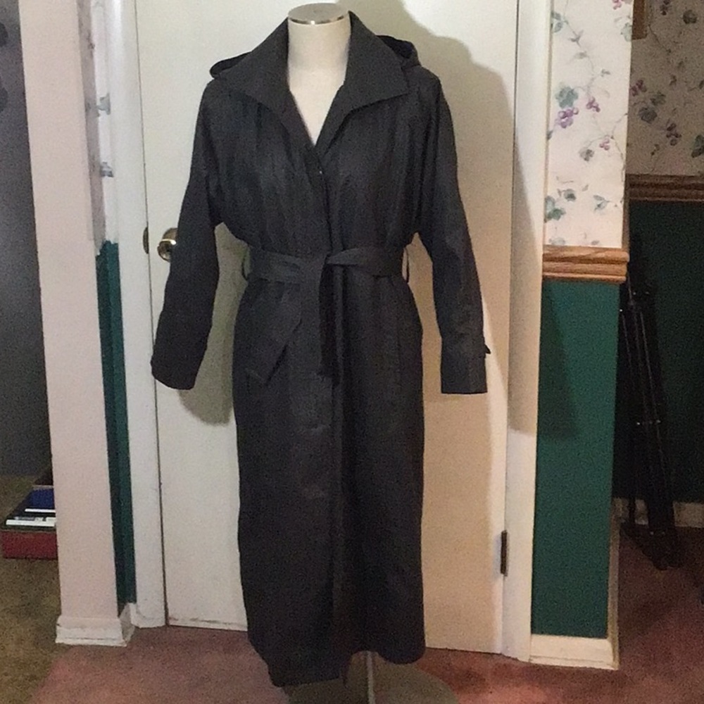 London Fog single-breasted all-weather trench coat